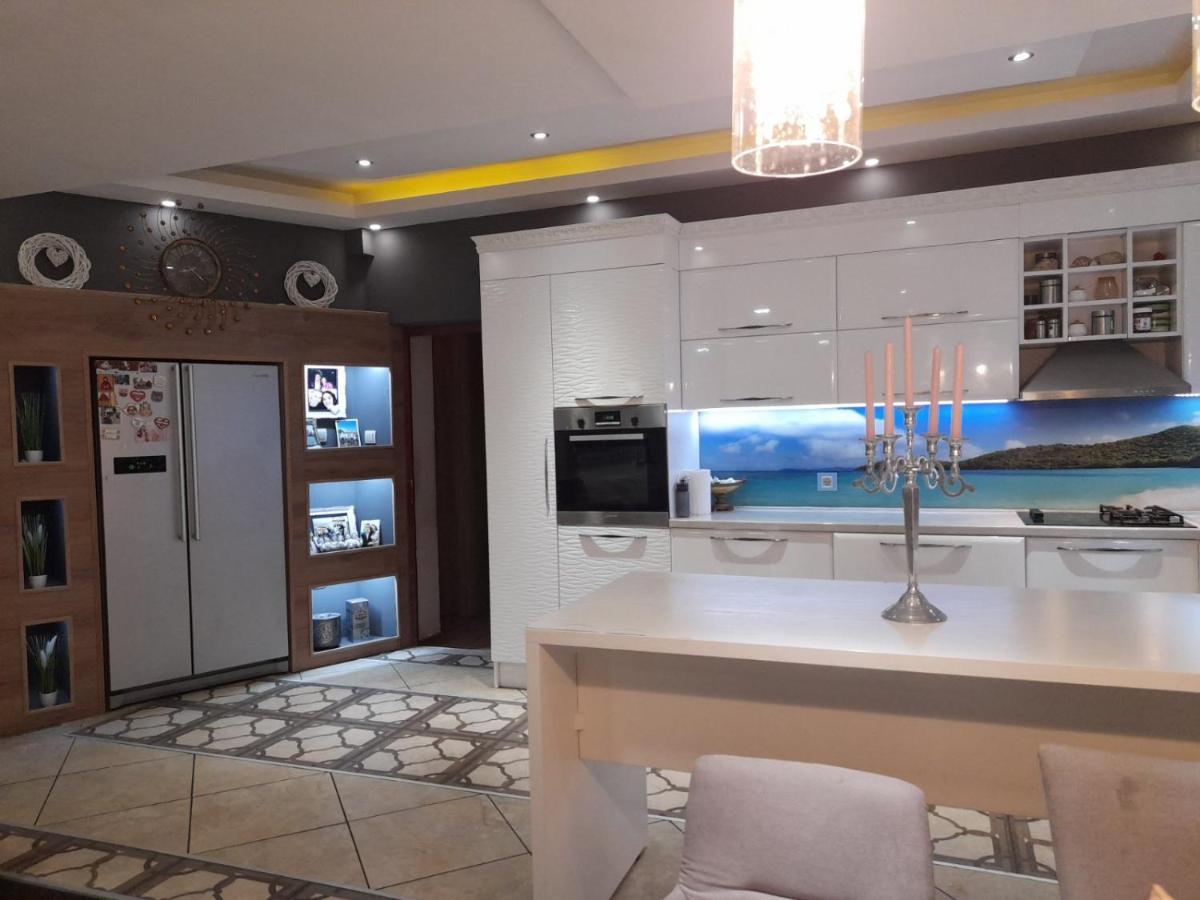 Guest House Maja Novi Sad Bagian luar foto