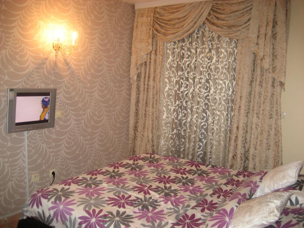 Guest House Maja Novi Sad Bagian luar foto