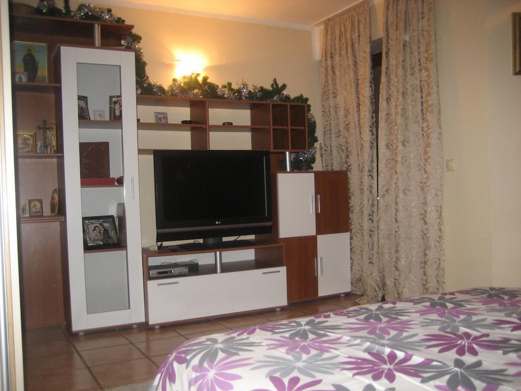 Guest House Maja Novi Sad Bagian luar foto